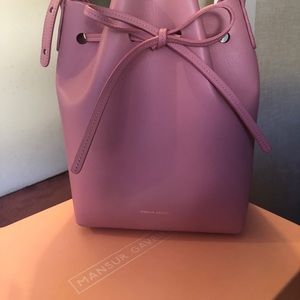 Mansur Gavriel bucket bag ( pink , coral color )
